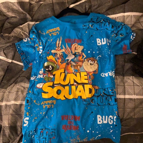 Tune squad shirt - Picture 1 of 1